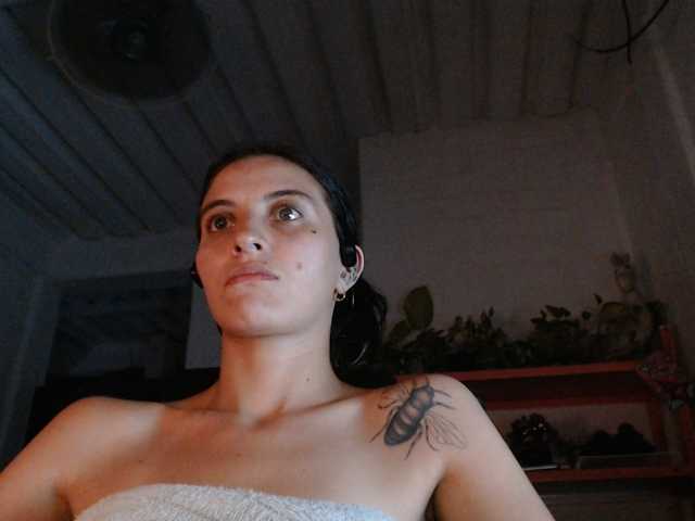 mariecam420 live webcam show