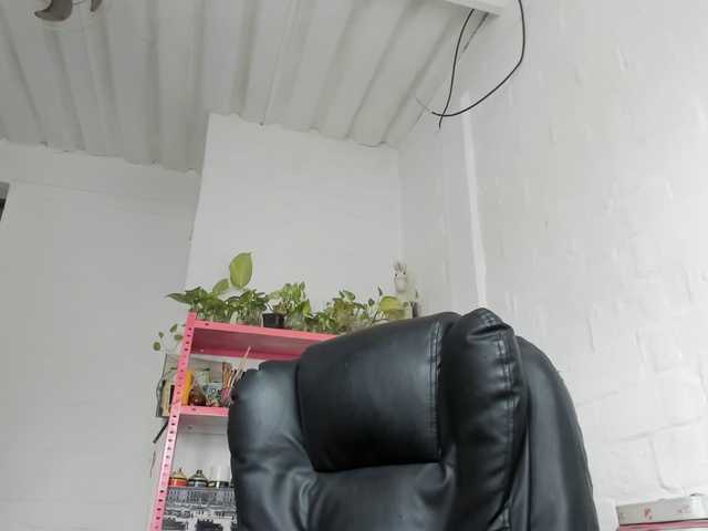 mariecam420 live webcam show