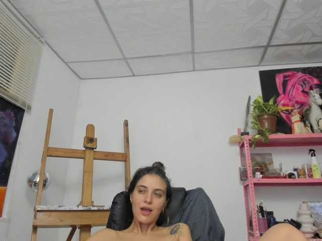 mariecam420 live cam on BongaCams