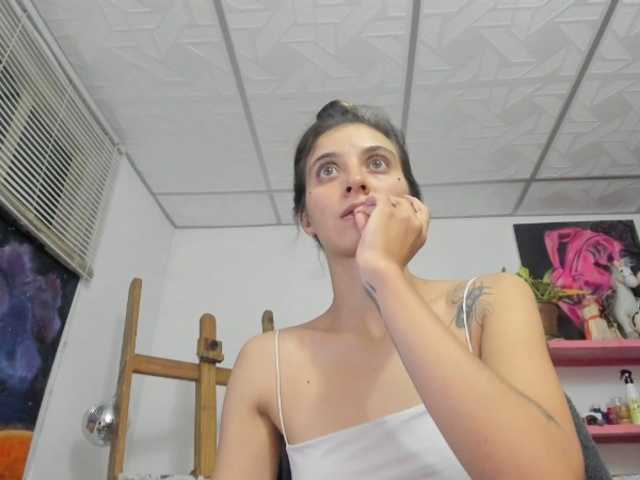 mariecam420 live cam on BongaCams