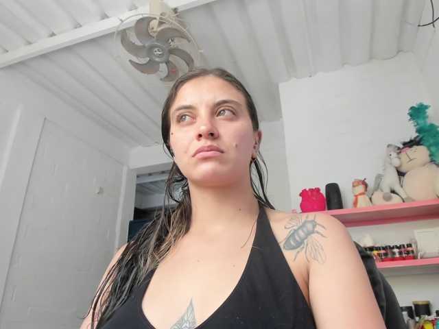 mariecam420 live cam on BongaCams