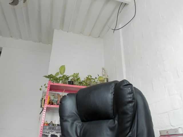 mariecam420 live webcam show