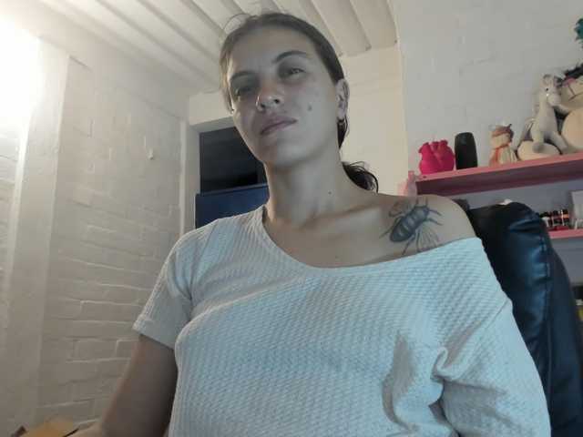 mariecam420 live cam on BongaCams