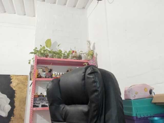mariecam420 live cam on BongaCams