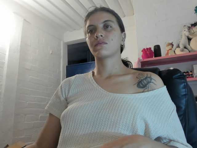 mariecam420 live cam on BongaCams