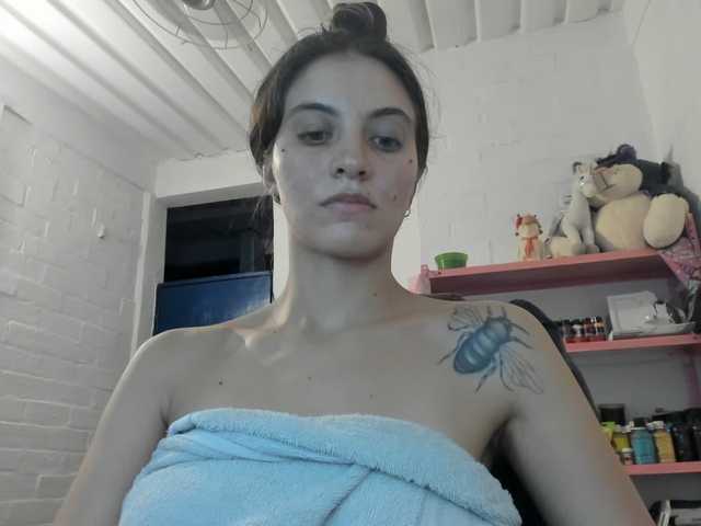 mariecam420 live cam on BongaCams