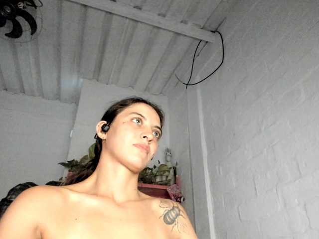 mariecam420 live webcam show