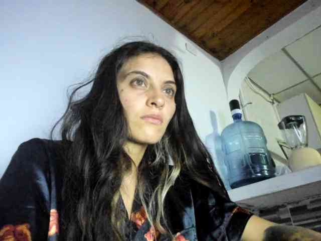 Modèle: mariecam420