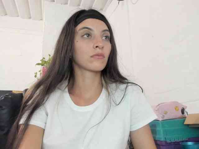 Modèle: mariecam420