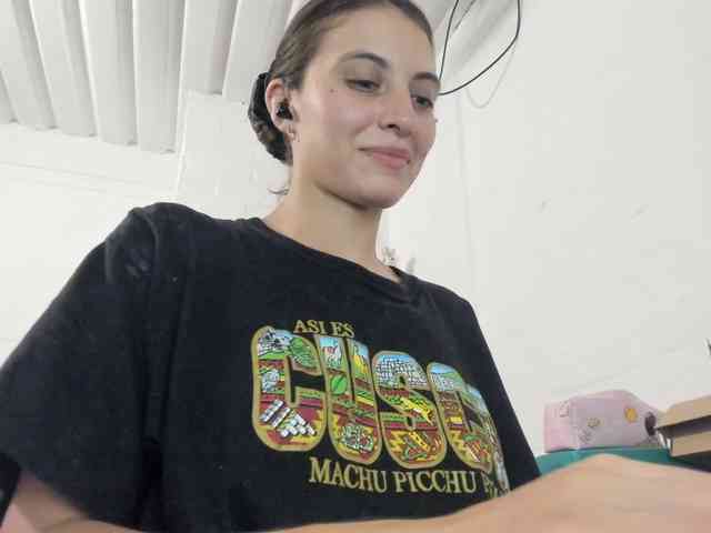 mariecam420 Live Webcam on BongaCams