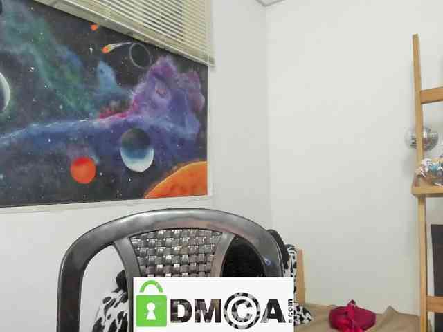 Modèle: mariecam420