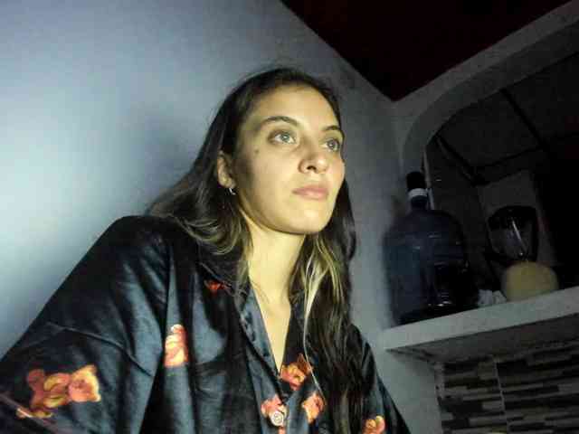 Modèle: mariecam420