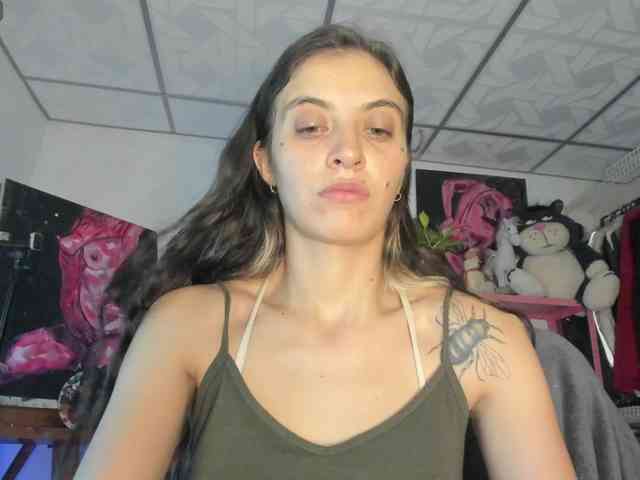 Modèle: mariecam420