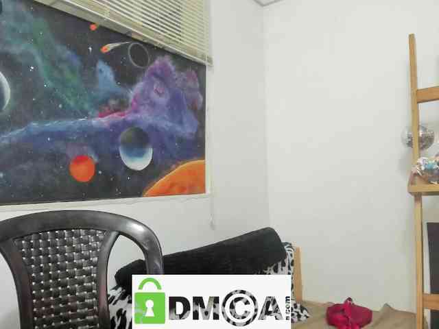 Modèle: mariecam420