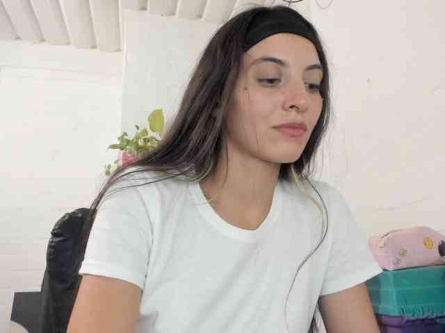 Modèle: mariecam420
