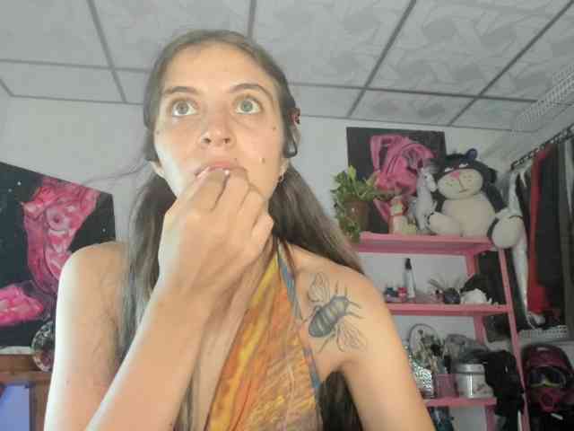 Modèle: mariecam420