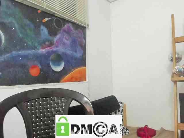 Modèle: mariecam420