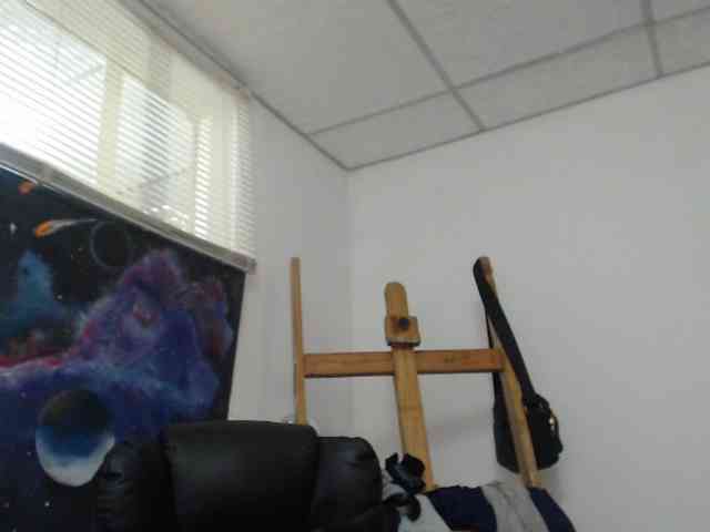 mariecam420's live room