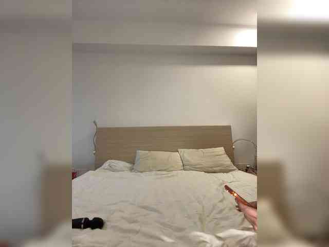 SukubOverlord webcam
