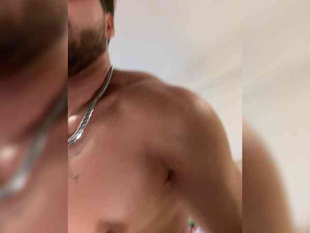 SukubOverlord webcam