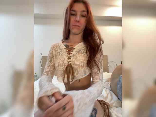 SukubOverlord webcam
