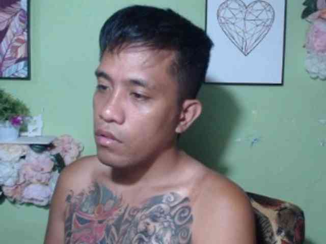 tyler-pinoyhott tyler-pinoyhott