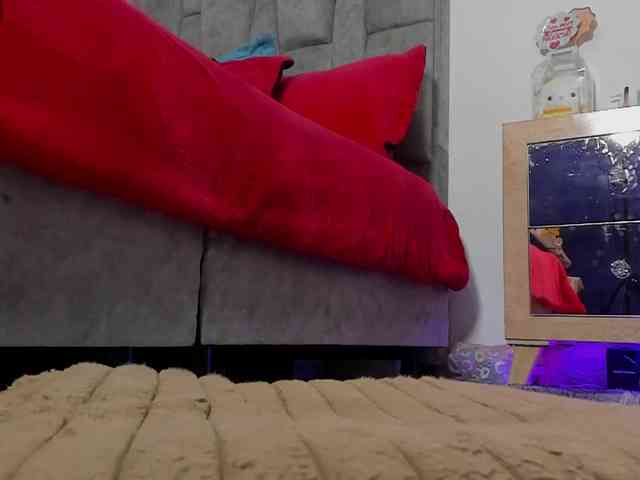 nahomiblakee webcam