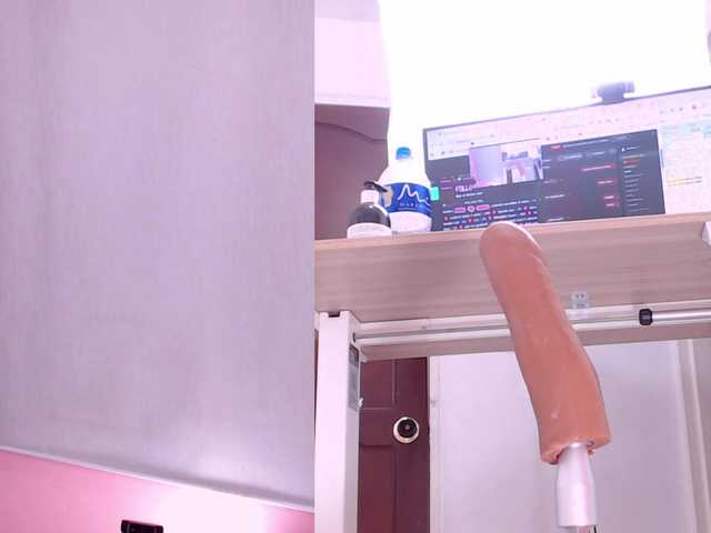Classy-Carrie live cam on BongaCams