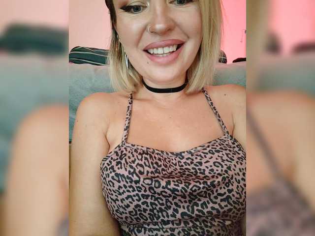 go to chat with Minni____Mia