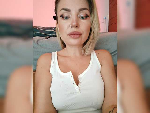 Live трансляция Minni____Mia - Runet.cam