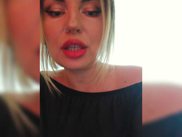 Minni______Mia live cam