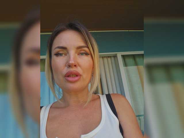 go to chat with Minni____Mia