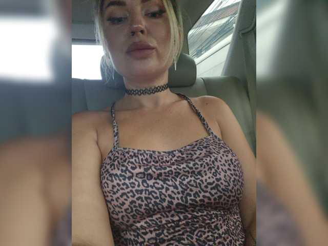 minnimia cam belle