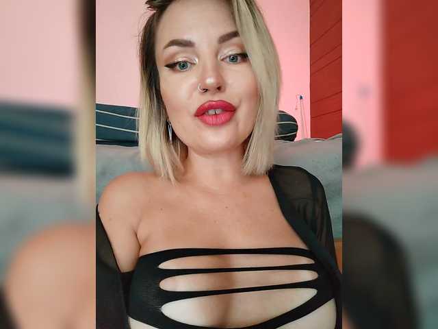 go to chat with Minni____Mia