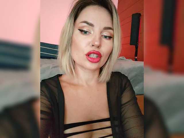 go to chat with Minni____Mia