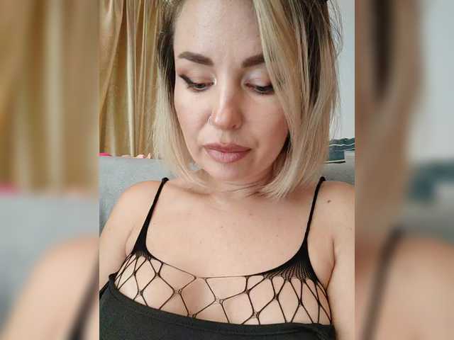 go to chat with Minni_Mia