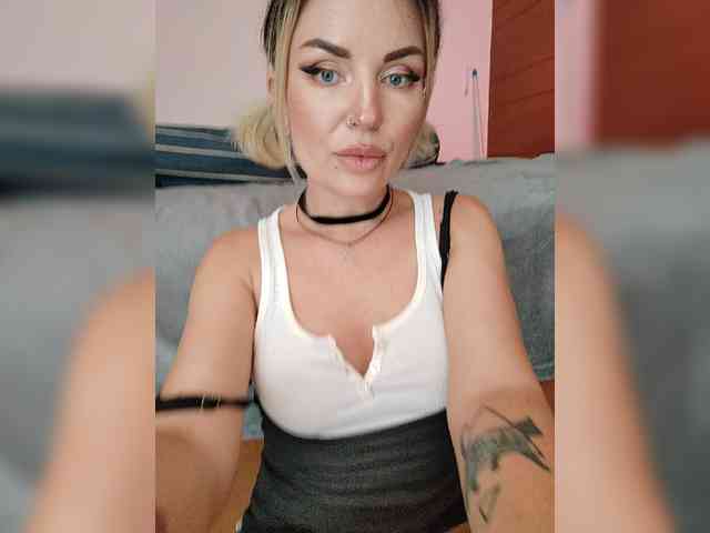 Minni_Mia webcam