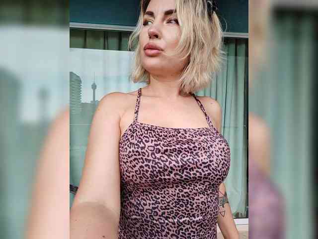 Minni_Mia webcam