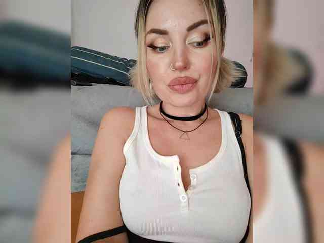 Minni_Mia webcam