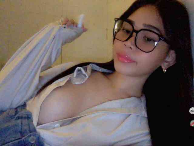 Wendyxoxo Live Webcam on BongaCams