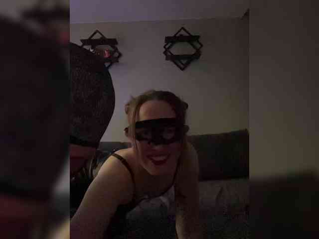 Cherry-lips webcam