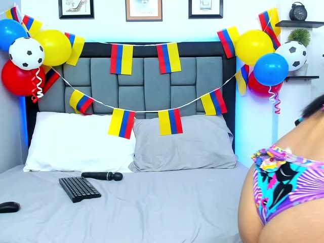 CristalLorents live cam on BongaCams