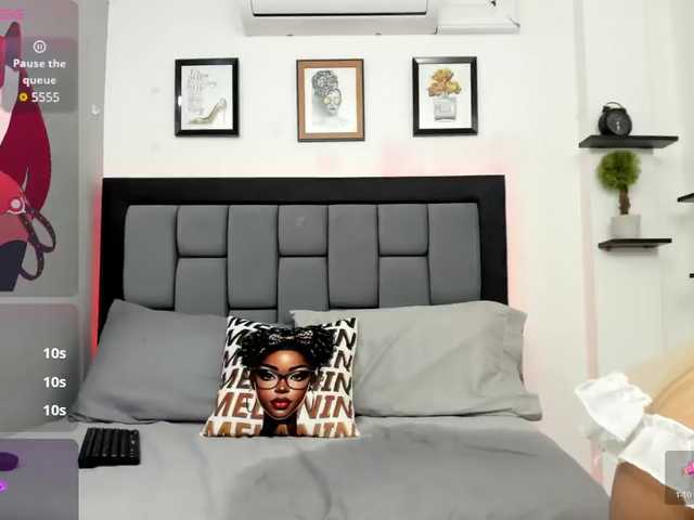 CristalLorents live cam on BongaCams