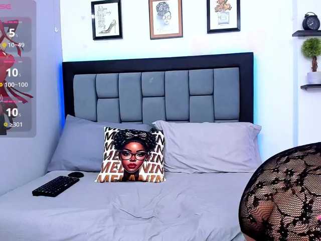 CristalLorents live cam on BongaCams