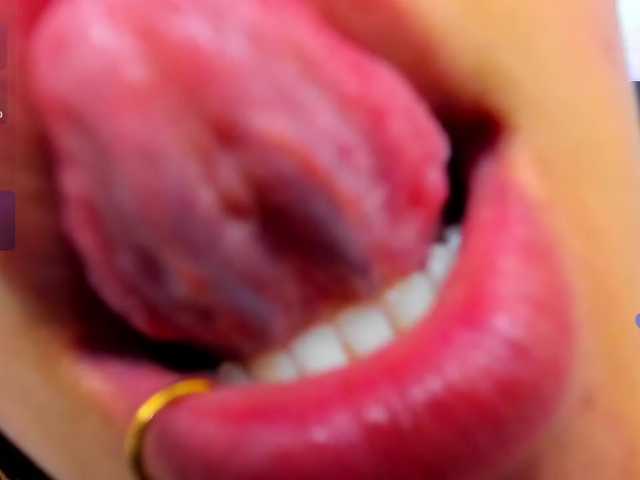 CristalLorents live cam on BongaCams
