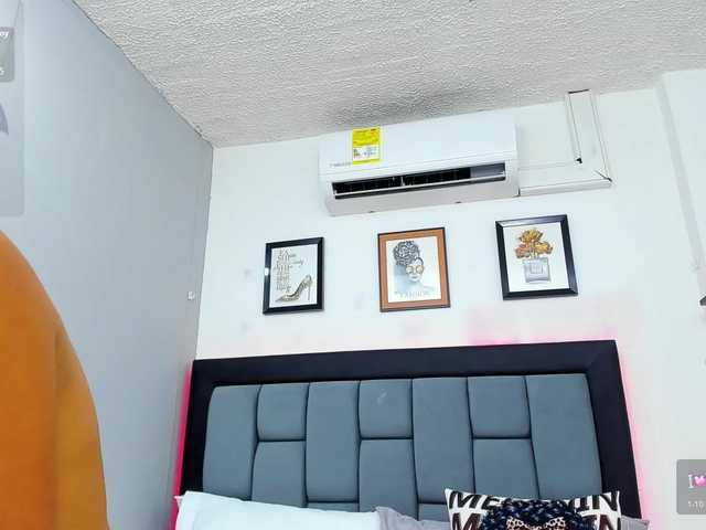 CristalLorents live cam on BongaCams