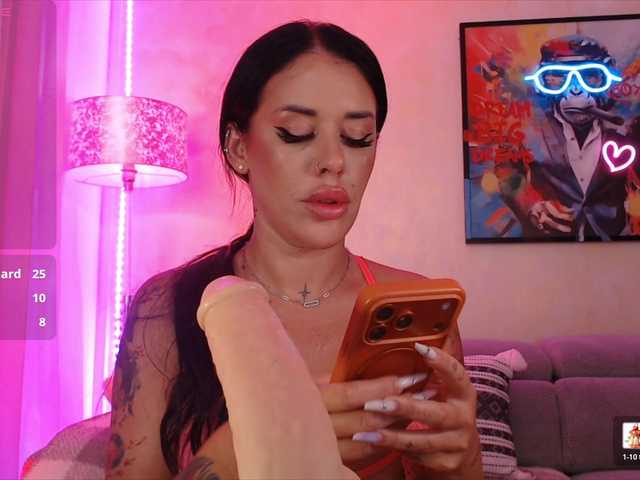 LaylaCruz live cam on BongaCams