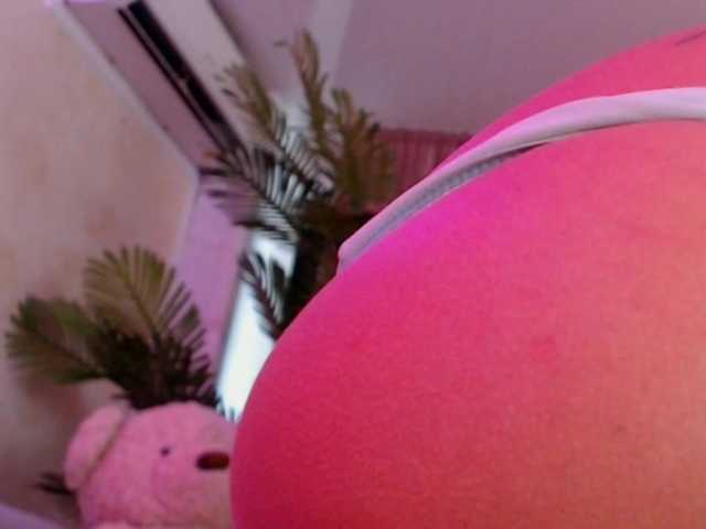 LaylaCruz live cam on BongaCams