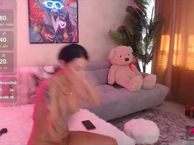 LaylaCruz live cam on BongaCams