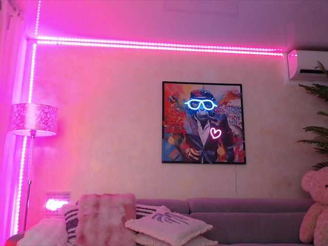 LaylaCruz live cam on BongaCams